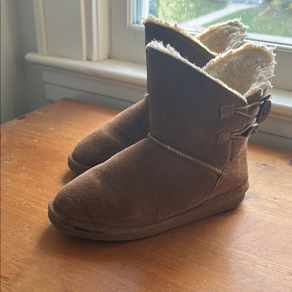 Bearpaw booties women’s size 5